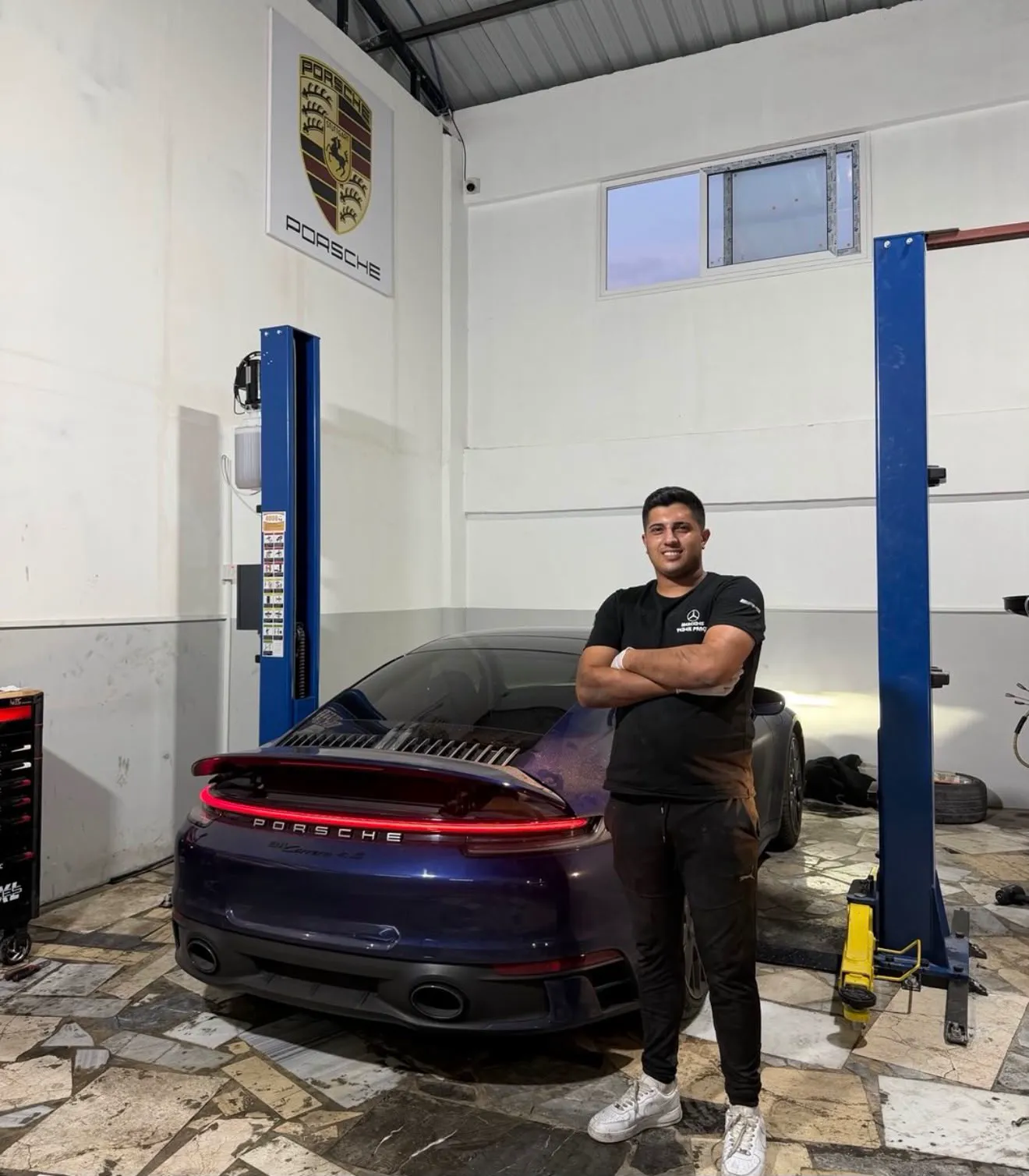Atölyede Porsche 911 Carrera 4S ve Eray